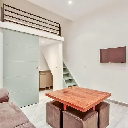Cozy Studio In Old Central By Easybnb Apartment Frejus